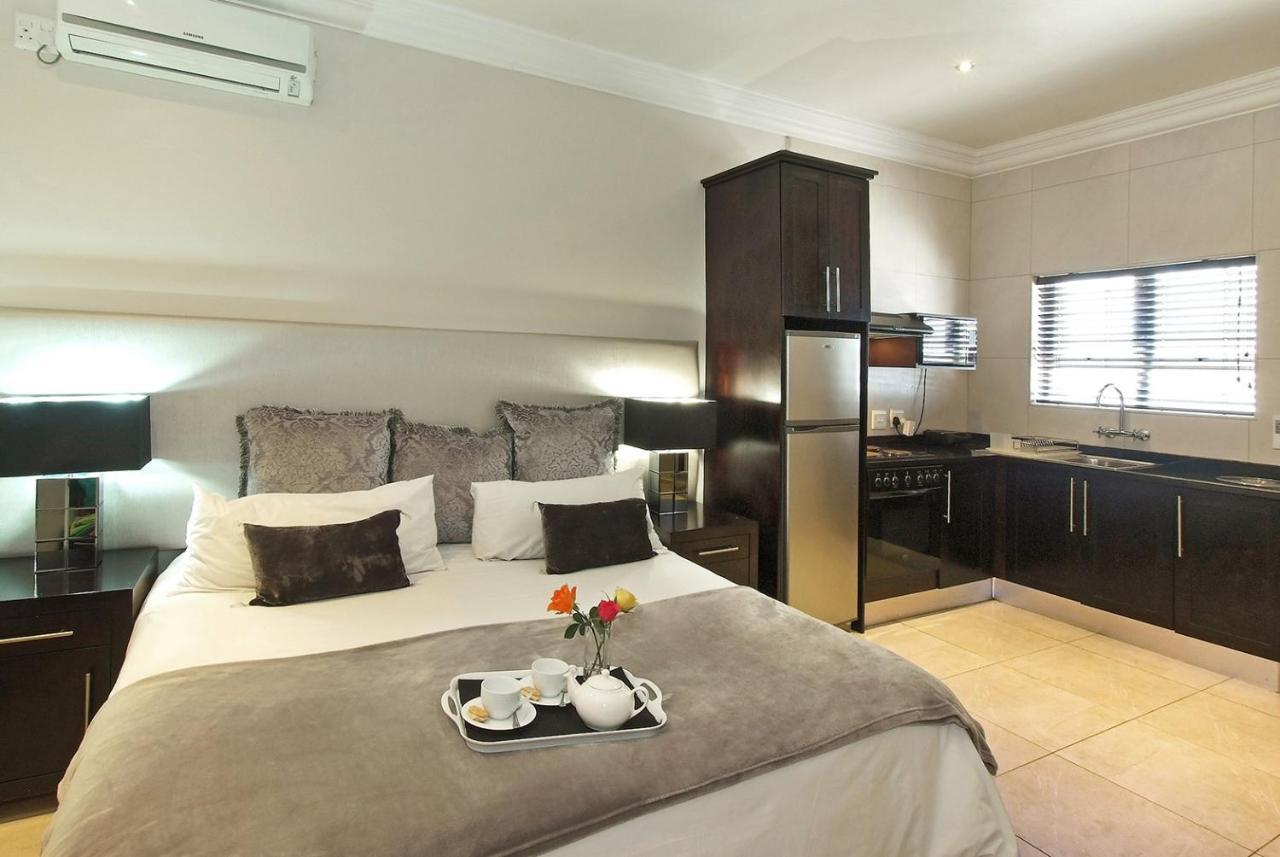 Ushaka Manor Guest House Durban Exterior photo